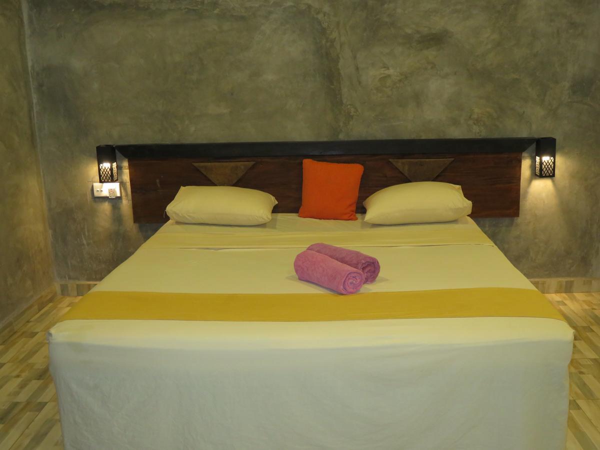 Isiwara Paura Bugged Apartment Sigiriya Luaran gambar
