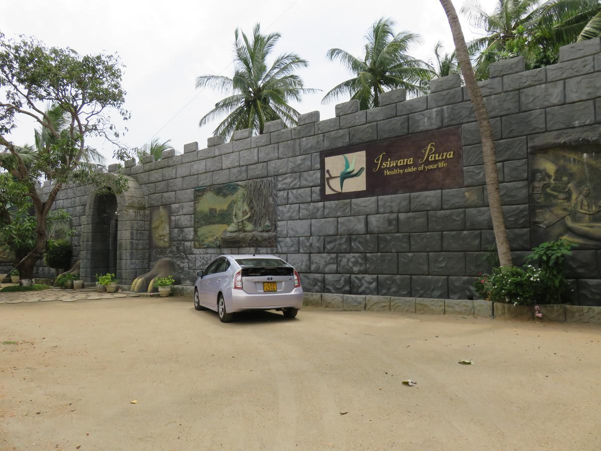 Isiwara Paura Bugged Apartment Sigiriya Luaran gambar