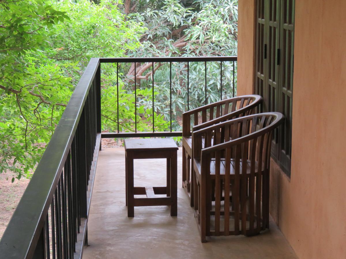 Isiwara Paura Bugged Apartment Sigiriya Luaran gambar